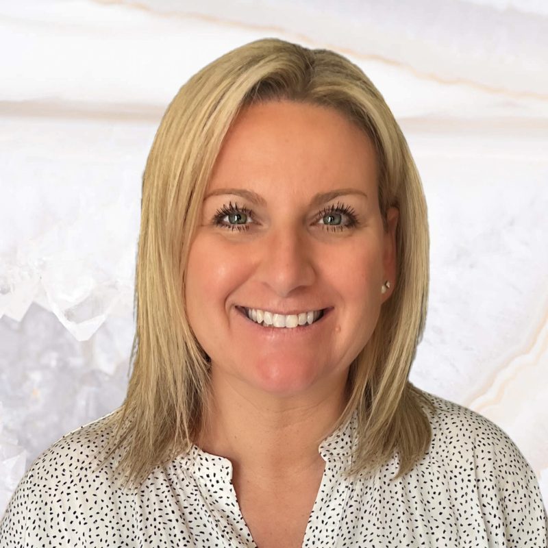 Andrea Bates headshot