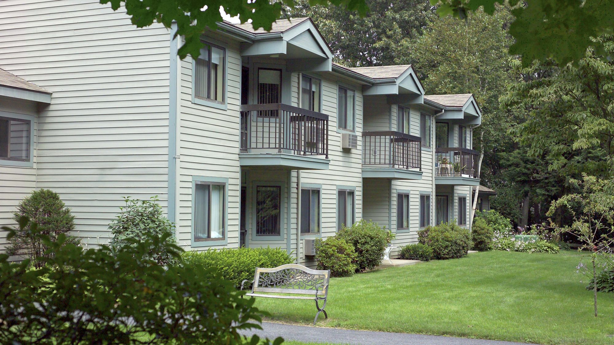 Genesis Independent Living at JGS Lifecare in Longmeadow, Massachusetts