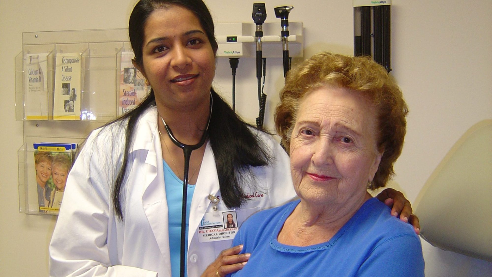 A physician caring for a JGS Resident and patient